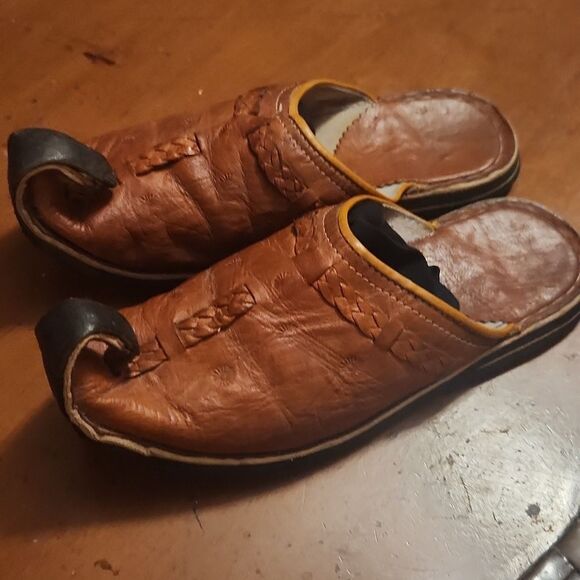 Alladin Leather Shoes Slippers - Picture 2 of 9